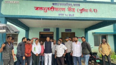 Photo of आ. पृथ्वीराज चव्हाण यांनी पालिकेच्या पाणीपुरवठा कर्मचाऱ्यांचे मानले आभार