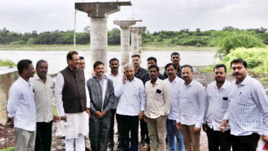 Photo of कृष्णा नदीवरील श्री क्षेत्र पाचवडेश्वर – कोडोली पुलाची आ. पृथ्वीराज चव्हाण यांनी केली पाहणी