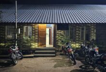 Photo of कराड सार्वजनिक बांधकाम विभागाच्या अधिकाऱ्यांच्या आशीर्वादाने कापिलमध्ये 27 लाख 70 हजार रुपये खड्ड्यात…?