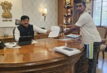 Photo of वर्ध्यात पुरवठा निरीक्षण अधिकाऱ्यावर कारवाई; कराडमध्ये गंभीर ठपके असतानाही साहिला नायकवडे यांच्यावर फौजदारी कारवाई कधी? केंद्रीय सचिवांच्या पर्यंत तक्रार; शासनाचे नुकसान वसुलीची मागणी?